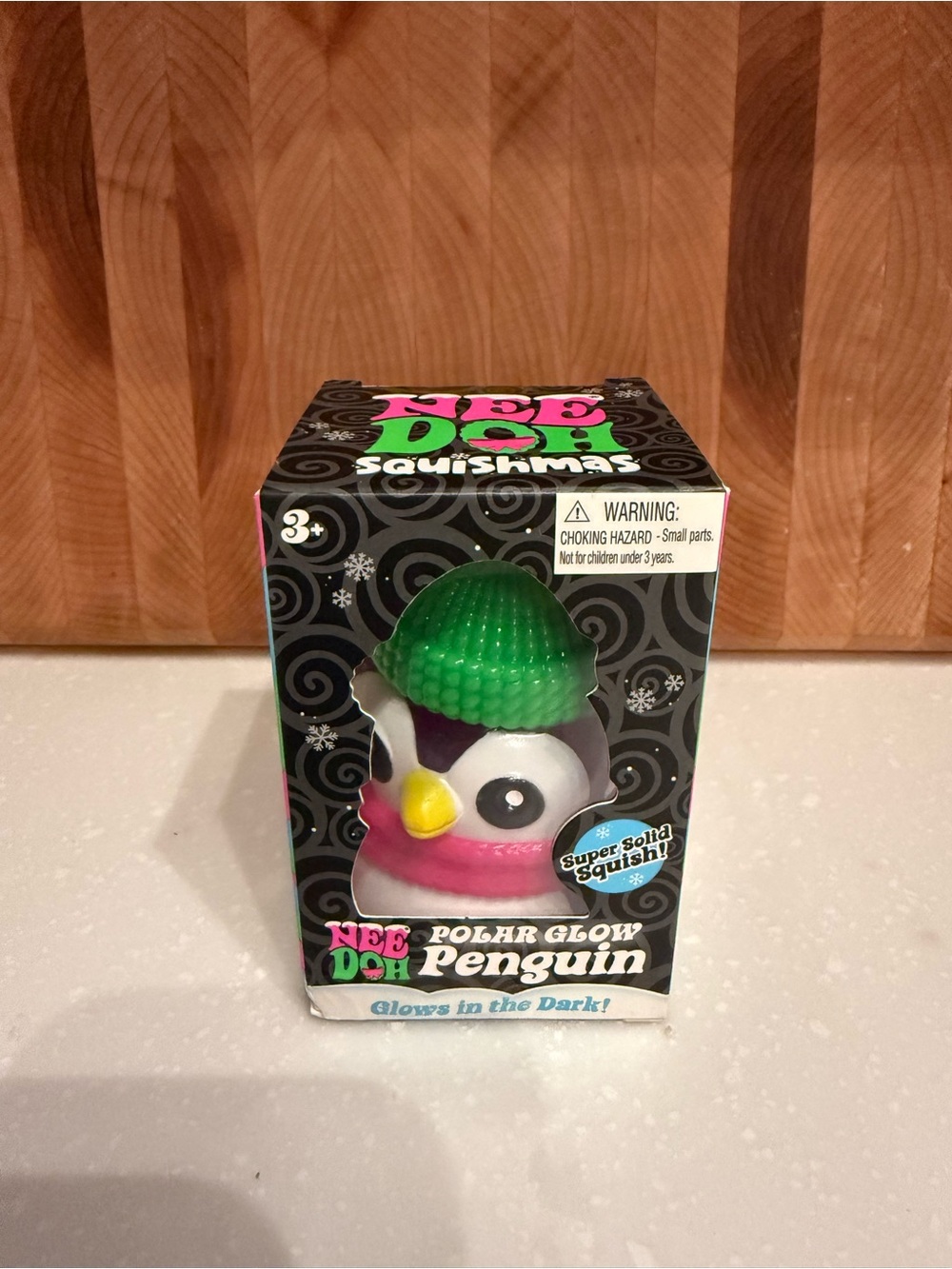 Needoh Polar Glow Penguin Squishmas - Green & Pink